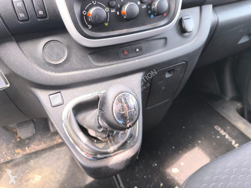 Лекотоварен автомобил Opel 120PK