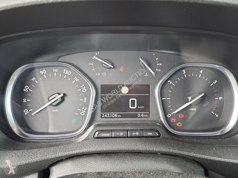 Furgoneta Peugeot 120pk