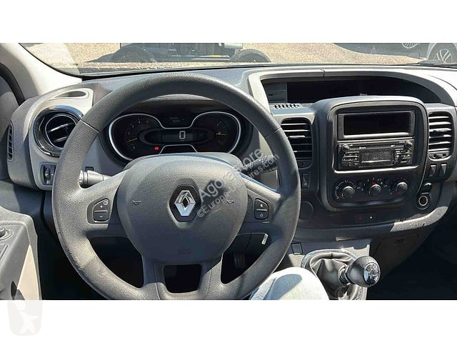 Лекотоварен автомобил Renault TRAFIC