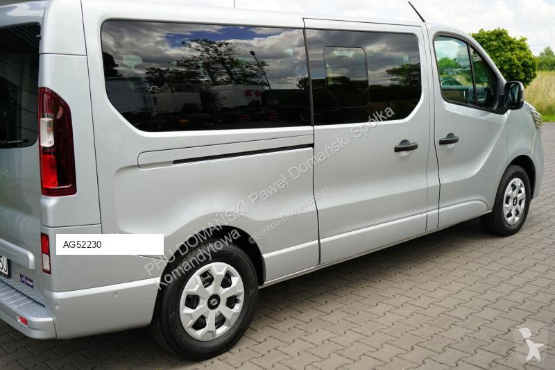 Furgoneta Renault TRAFIC / 9 OSOBOWY / LONG /...