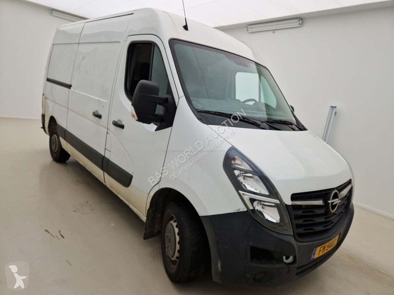 Furgoneta Opel 2.3DT L2H2 Airco/NAV/PDC