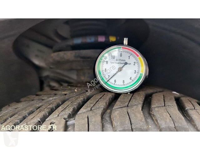 Коммерческий автомобиль