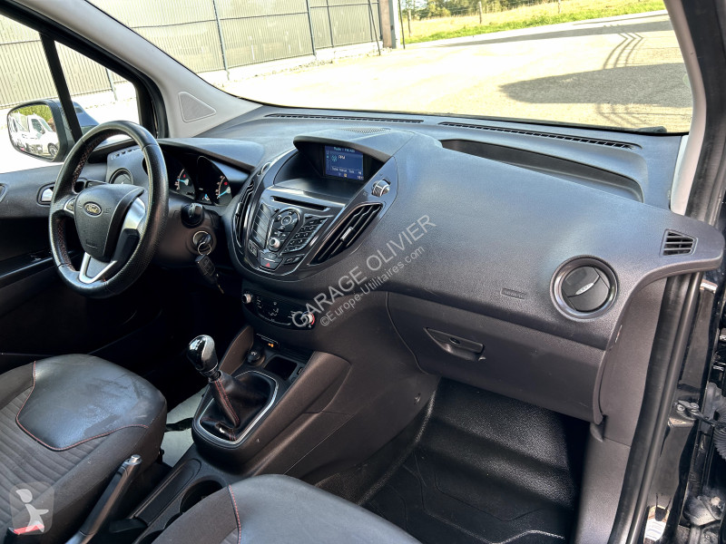 Коммерческий автомобиль Ford Transit 1.5 TDCI...