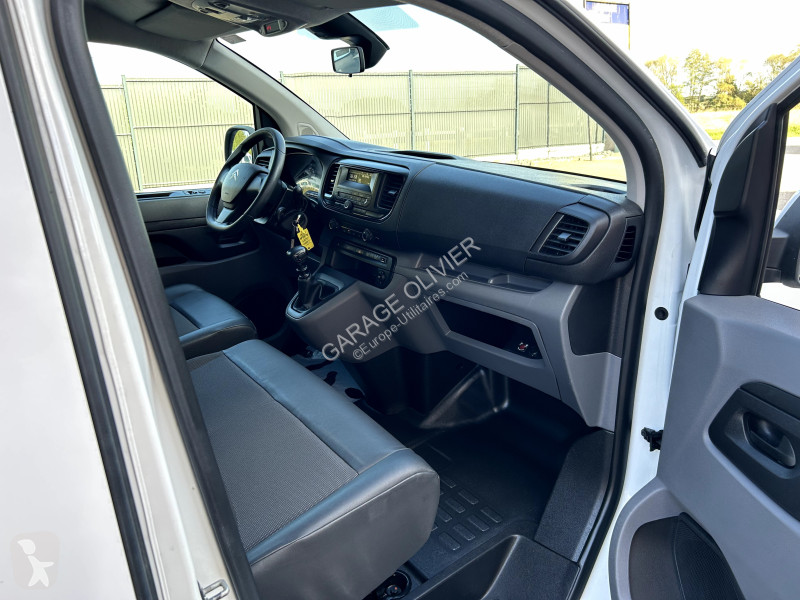 Коммерческий автомобиль Citroën M Bluehdi 120...