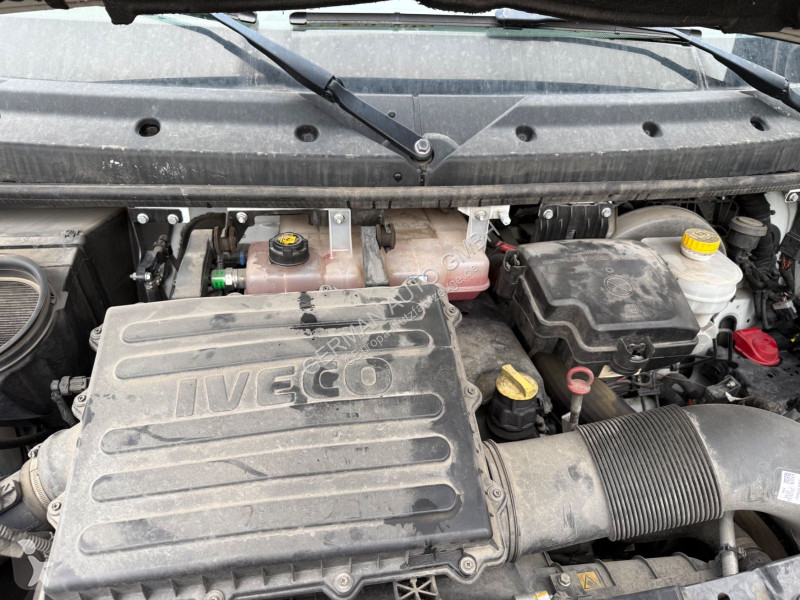 Veículo utilitário Iveco 35C16 3,0L Koffer LBW...