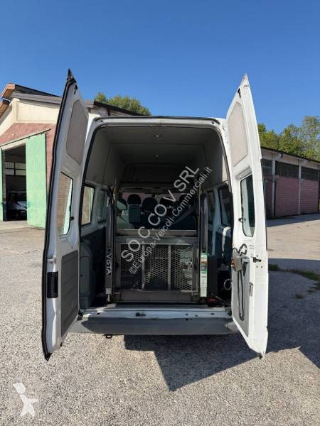 Furgoneta Ford