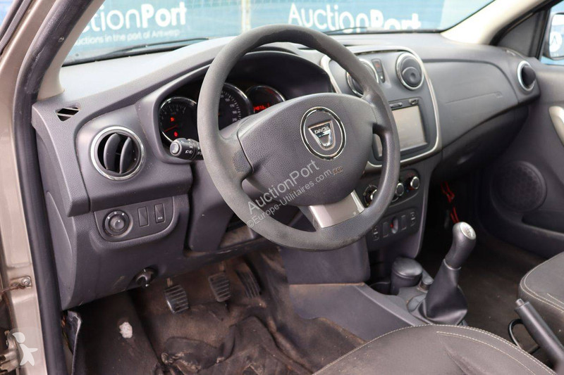 Haszongépjármű Dacia