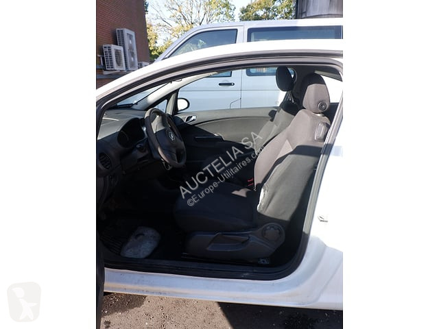 Veículo utilitário Opel