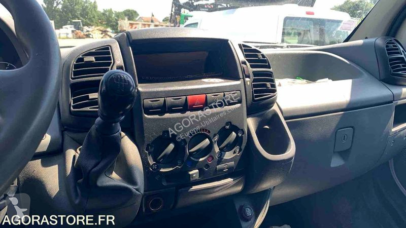 Véhicule utilitaire Peugeot BOXER