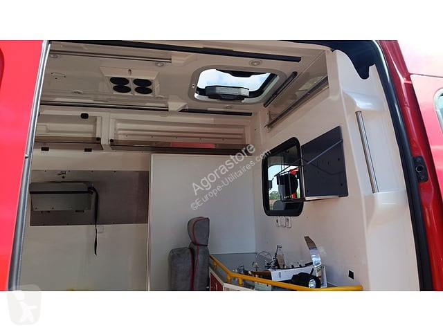 Коммерческий автомобиль Renault MASTER