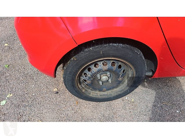 Коммерческий автомобиль Renault CLIO