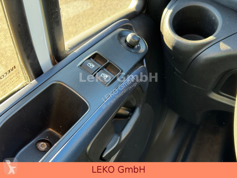 Nyttofordon Iveco 35C14 Mit Carrier Xr 350