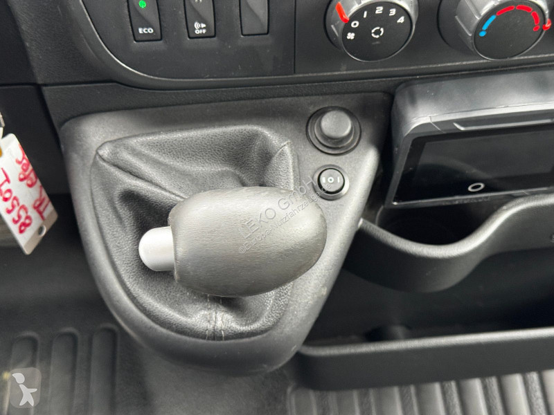 Autoutilitară Renault Z.E(elektro auto)