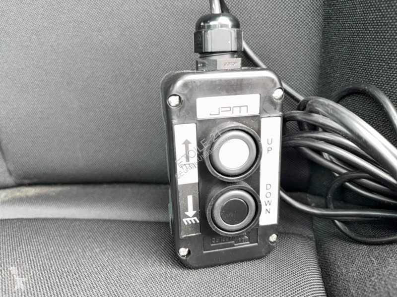 Furgoneta Mercedes SPRINTER CHASSIS CAB 515 CDI...