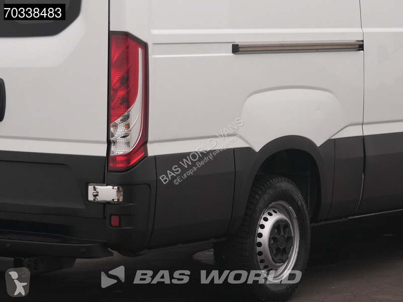 Samochód dostawczy Iveco 35S21 3.0L L2H2 3,5t...
