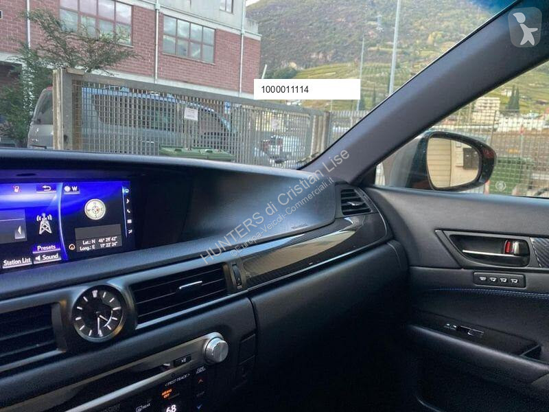 Autoutilitară Lexus GS