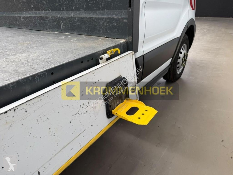 Véhicule utilitaire Ford P350 L2 Tipper