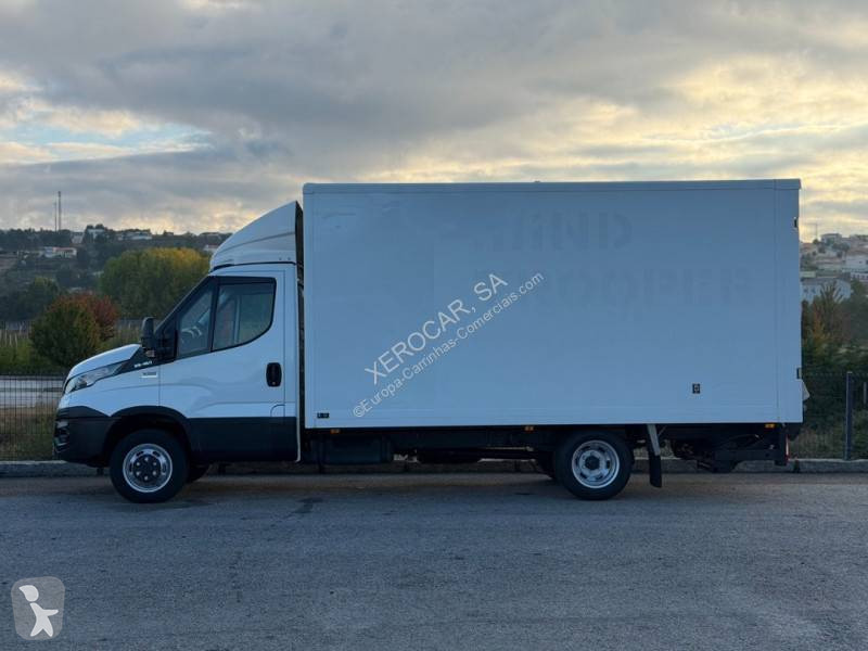 Véhicule utilitaire Iveco