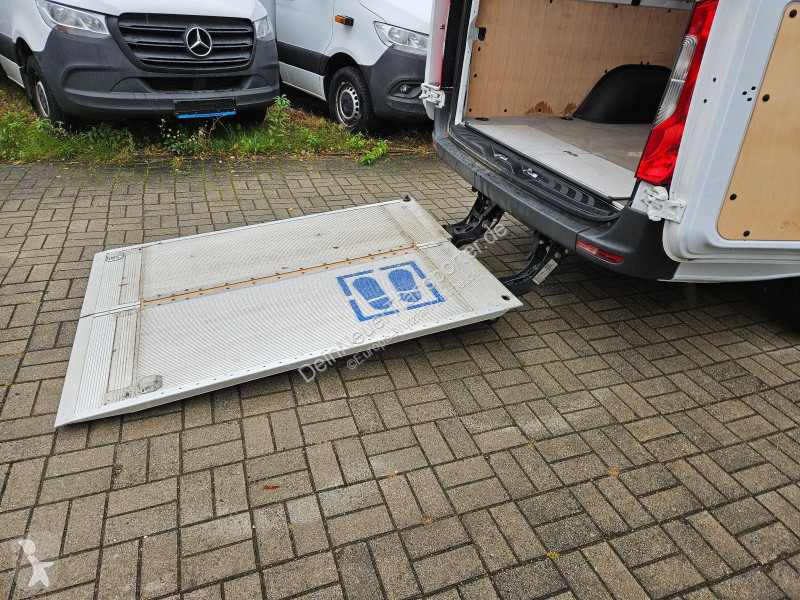 Véhicule utilitaire Mercedes 315 CDI 600kg BÄR...