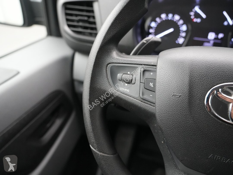 Véhicule utilitaire Toyota ProAce 145pk ProAce