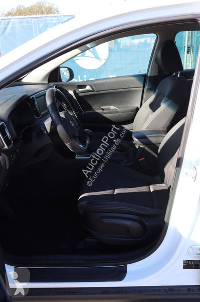 Véhicule utilitaire KIA