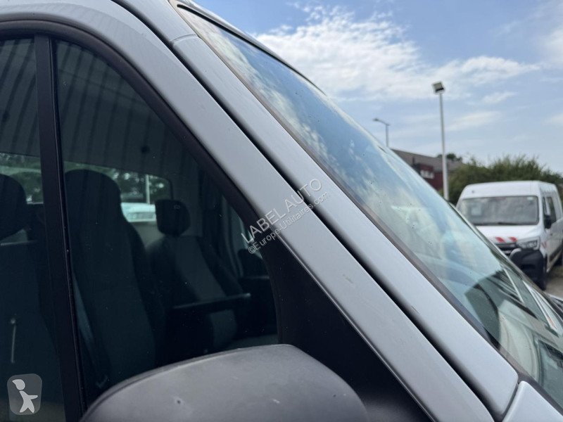 Renault MASTER DEPANNEUSE 3T5 PORTE VOITURE 2.3...