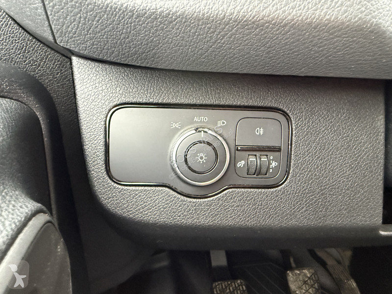Mercedes 315 2.0 CDI L2H2 2t Trekhaak Cruise...