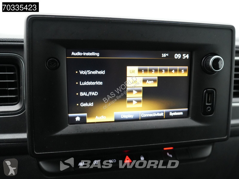 Furgoneta Renault L2H2 Airco LED Navi Cruise...