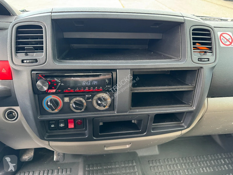 Véhicule utilitaire Nissan 35.13 EURO 6 + LIFT...
