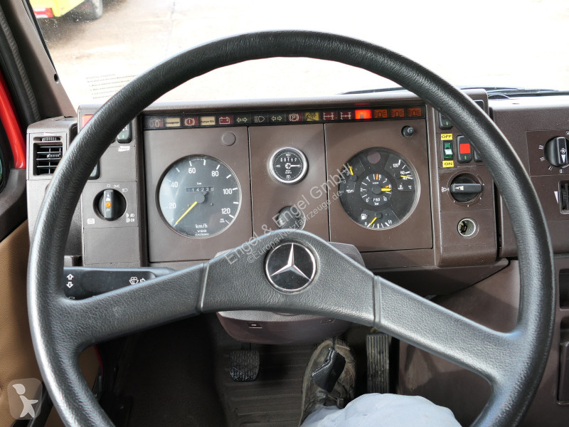 Autoutilitară Mercedes 814 D LF 8/6 DoKa AHK...