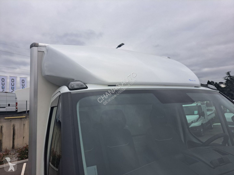 Autoutilitară Iveco 35C18 A8 180CV 3L HAYON...