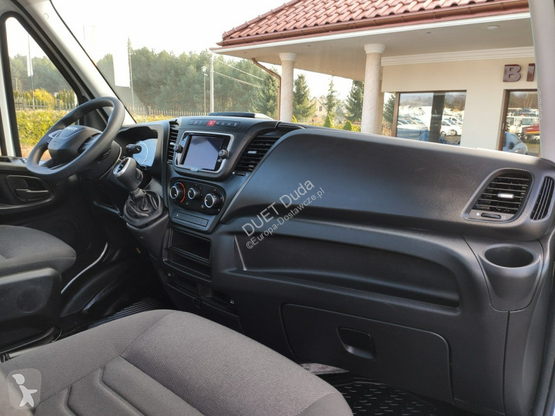 Furgoneta Iveco 35S16 V