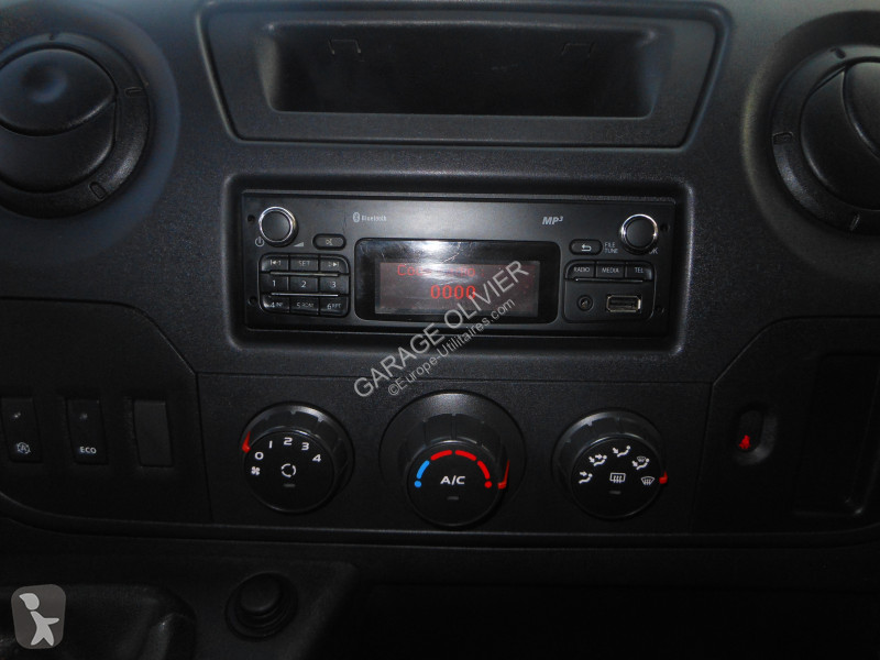 Véhicule utilitaire Renault CDC Double Cabine...