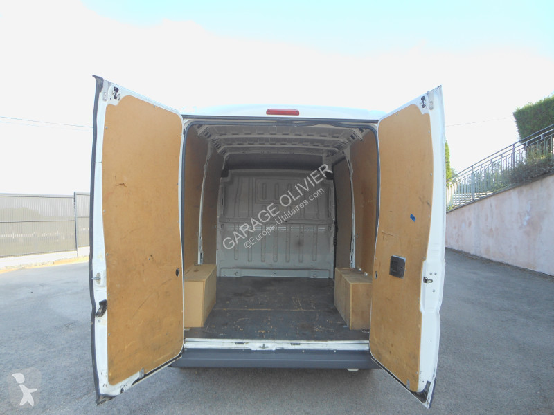 Užitkové vozidlo Citroën 33 L2H2 2.0 Bluehdi...