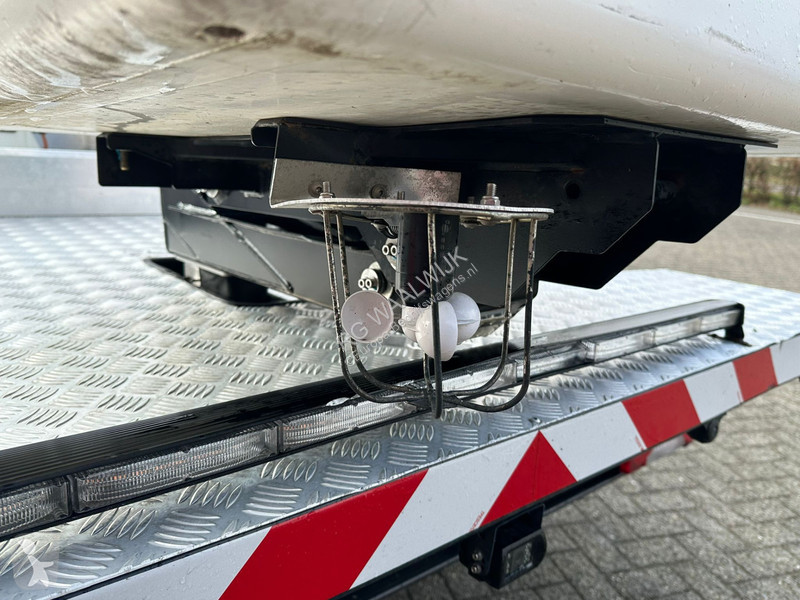 Véhicule utilitaire Iveco 35S14 APK 29-08-2026,...