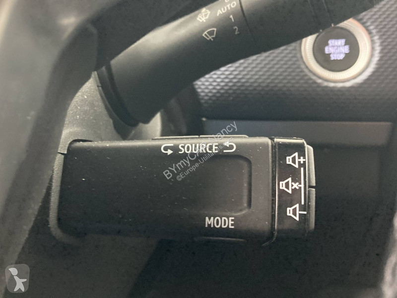 Autoutilitară Renault Arkana mild hybrid 140...
