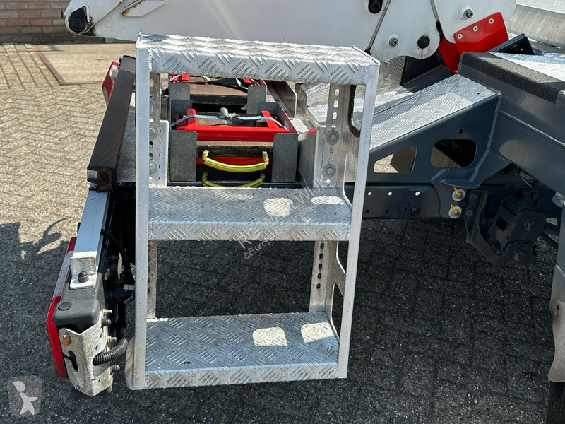Véhicule utilitaire Iveco 35S14 APK 10-07-2026...