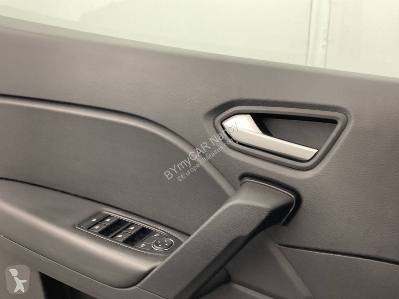 Veículo utilitário Renault Captur TCe 90
