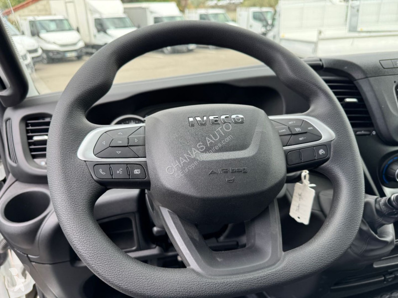 Autoutilitară Iveco 35C16 160CV 3L ALUMINIUM 4M...