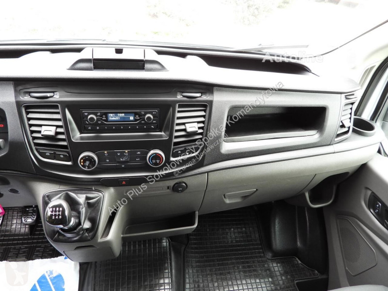 Furgoneta Ford TRANSIT  FURGON TEMPOMAT...