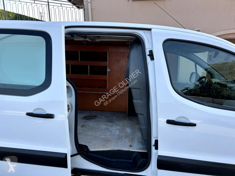 Peugeot Standard 1.6 Bluehdi 100 Premium van