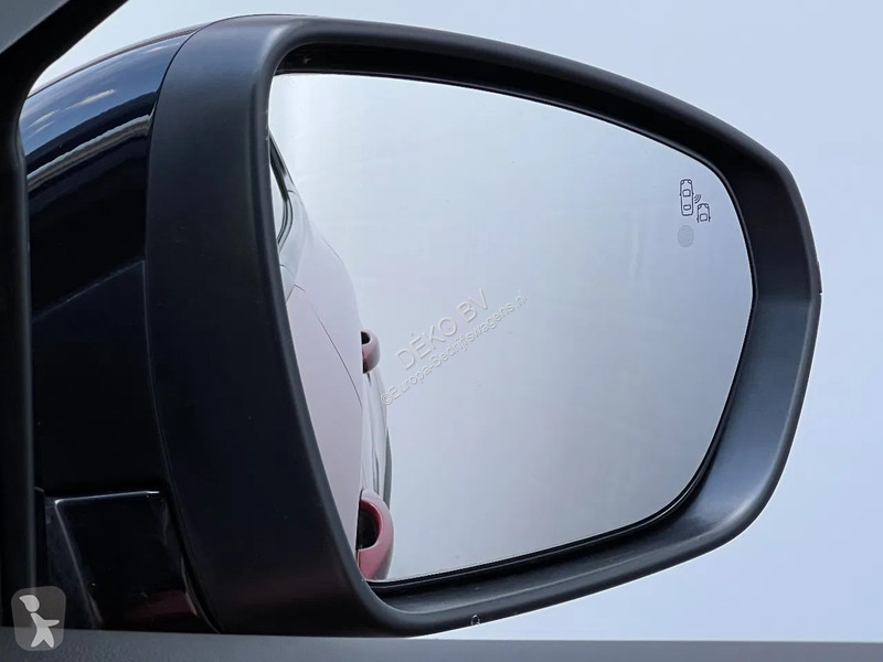 Autoutilitară Opel 1.2 Turbo Business Executive...