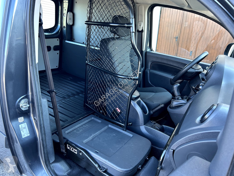 Véhicule utilitaire Mercedes Compact 109 1.5...