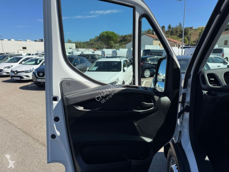 Veicolo commerciale Iveco DAILY 35S16 L3