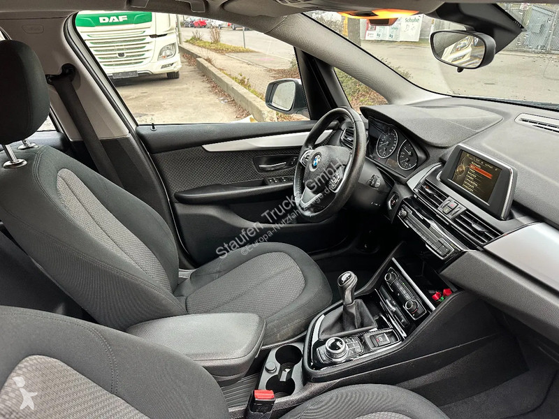 Nyttofordon BMW 216i Active...
