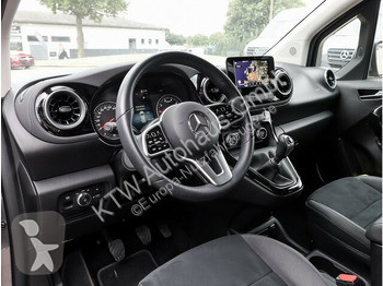 Véhicule utilitaire Mercedes