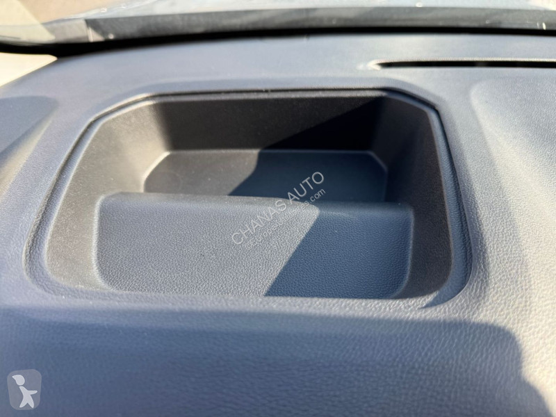 عربة نفعية Renault BLUE DCI 150 BVA9 GSR2 RED...
