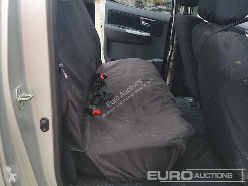 Furgoneta Toyota Hilux