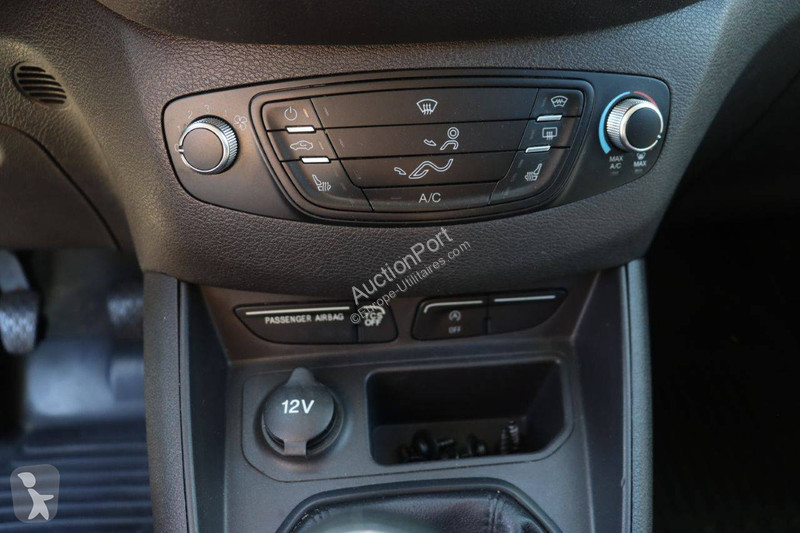 Furgoneta Ford Courier