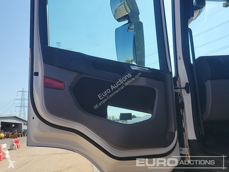Bedrijfswagen  P410XT
